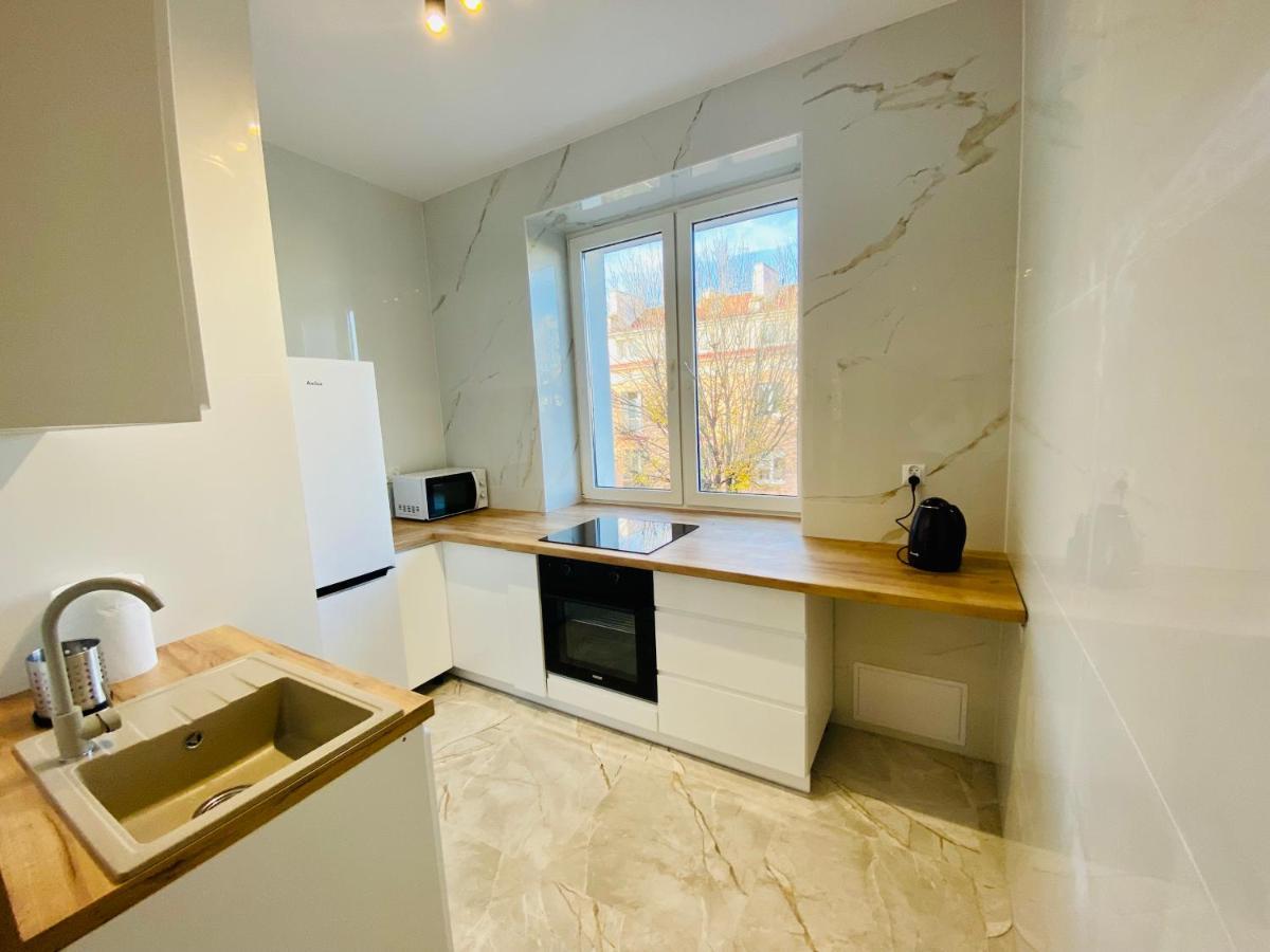 Gold Apartament Швіднік Екстер'єр фото